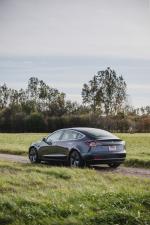 Tesla Model 3 2017 года (US)